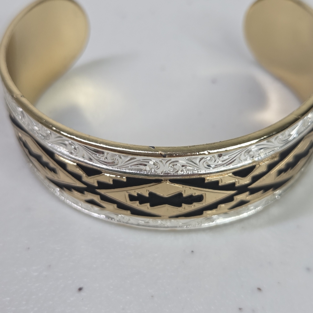 Montana Silversmiths Silver/ Gold Aztec Southwestern Wide Cuff Bracelet Cuff - Picture 11 of 16